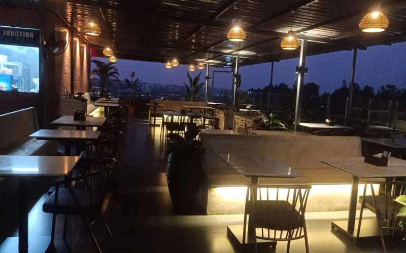 Hotel Dwarawata Dharwad Bagian luar foto